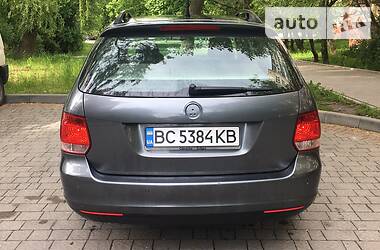 Універсал Volkswagen Golf 2009 в 