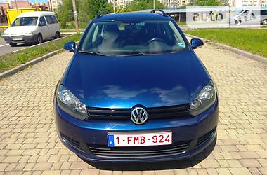 Універсал Volkswagen Golf 2013 в 