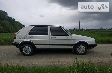 Хетчбек Volkswagen Golf 1988 в 