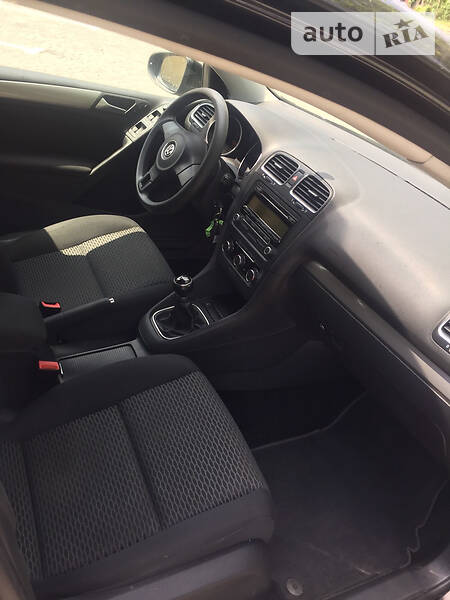 Хетчбек Volkswagen Golf 2009 в Львові