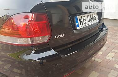 Універсал Volkswagen Golf 2010 в 