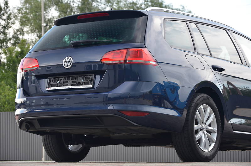 Універсал Volkswagen Golf 2015 в Луцьку