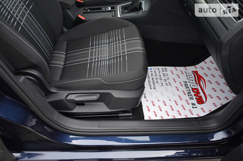 Універсал Volkswagen Golf 2015 в Луцьку