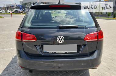 Універсал Volkswagen Golf 2016 в 