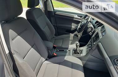 Універсал Volkswagen Golf 2016 в 