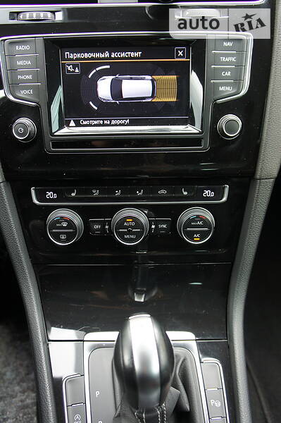 Універсал Volkswagen Golf 2014 в Чорткові