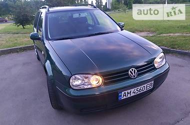 Універсал Volkswagen Golf 2000 в 