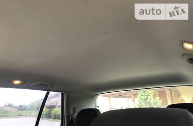 Хетчбек Volkswagen Golf 2001 в 