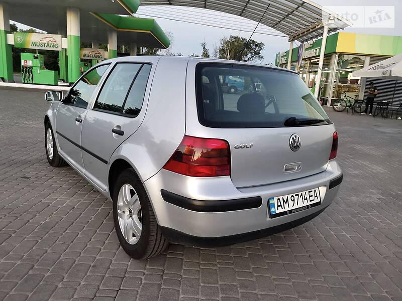 Хетчбек Volkswagen Golf 2002 в Києві фото 6 Хетчбек Volkswagen Golf 2002 в Києві