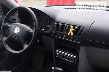 Універсал Volkswagen Golf 2001 в 