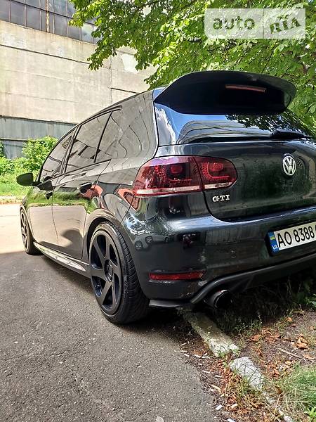 Хетчбек Volkswagen Golf 2012 в Києві