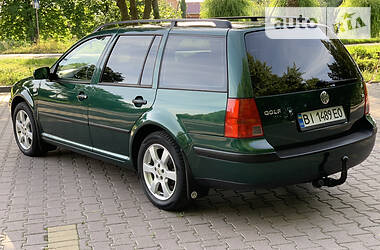 Універсал Volkswagen Golf 2000 в 
