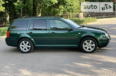 Універсал Volkswagen Golf 2000 в 