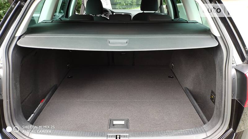 Універсал Volkswagen Golf 2016 в Чернівцях фото 20 Універсал Volkswagen Golf 2016 в Чернівцях