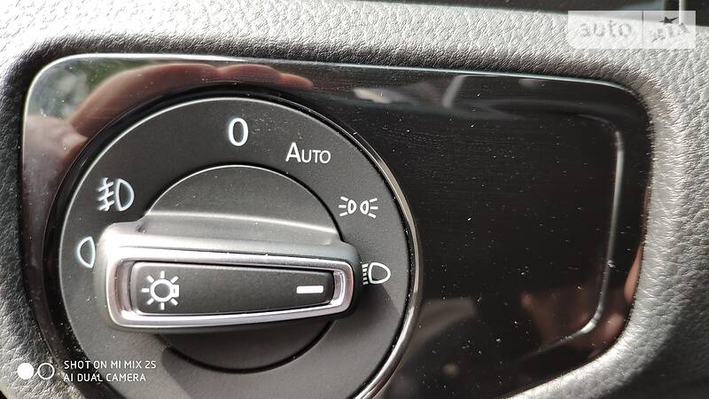 Універсал Volkswagen Golf 2016 в Чернівцях фото 40 Універсал Volkswagen Golf 2016 в Чернівцях