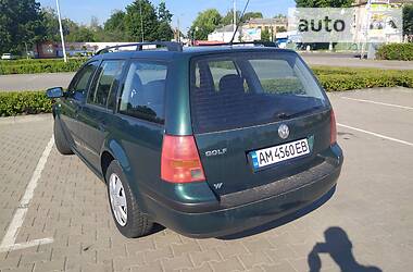 Універсал Volkswagen Golf 2000 в 