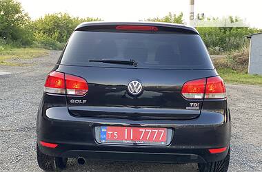 Хетчбек Volkswagen Golf 2011 в 