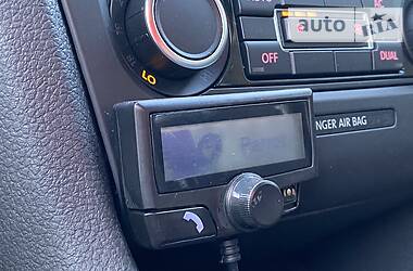 Хетчбек Volkswagen Golf 2011 в 