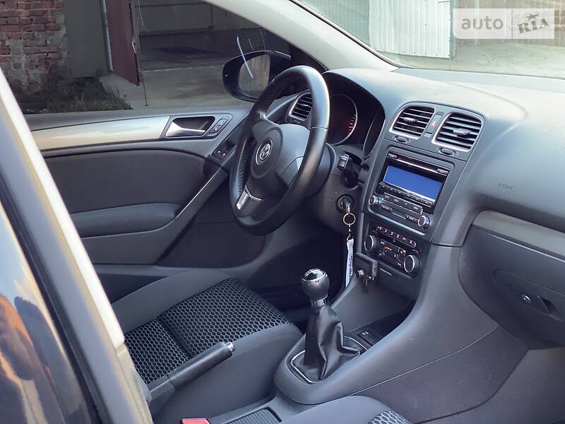 Хетчбек Volkswagen Golf 2011 в Луцьку фото 76 Хетчбек Volkswagen Golf 2011 в Луцьку