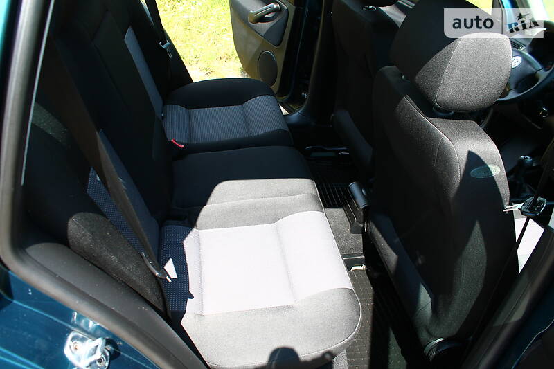 Універсал Volkswagen Golf 2003 в Білій Церкві фото 43 Універсал Volkswagen Golf 2003 в Білій Церкві