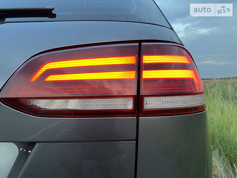 Універсал Volkswagen Golf 2018 в Дніпрі фото 12 Універсал Volkswagen Golf 2018 в Дніпрі