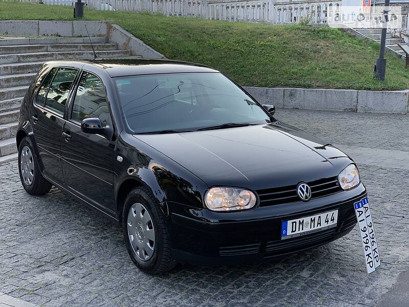 Хэтчбек Volkswagen Golf 2001 в Белой Церкви