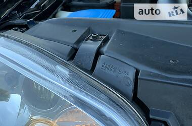 Хетчбек Volkswagen Golf 2001 в 