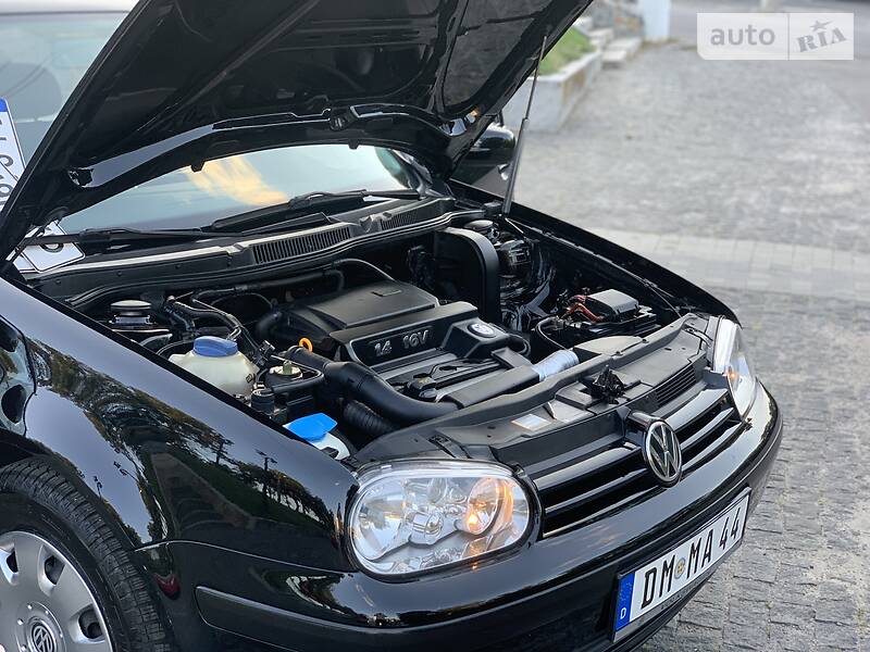 Хэтчбек Volkswagen Golf 2001 в Белой Церкви