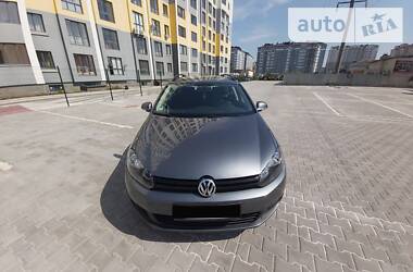 Универсал Volkswagen Golf 2010 в Ивано-Франковске