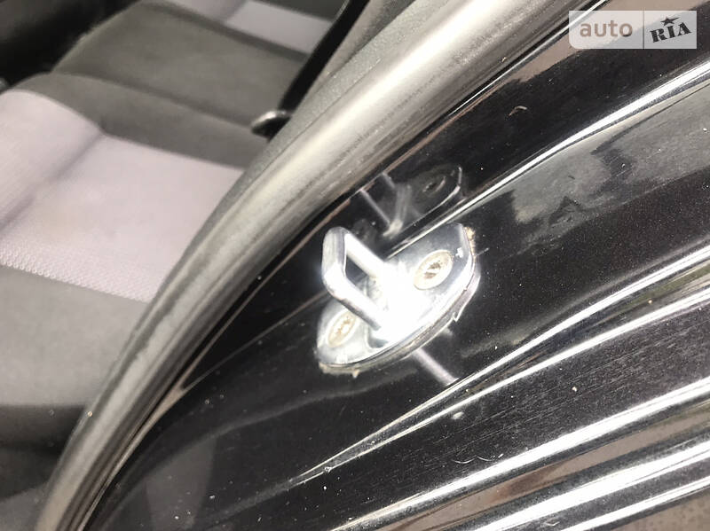 Хетчбек Volkswagen Golf 2001 в Вінниці