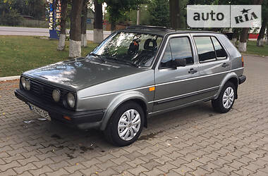 Хэтчбек Volkswagen Golf 1987 в Черновцах