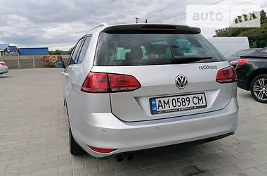 Универсал Volkswagen Golf 2014 в Радомышле