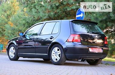 Хэтчбек Volkswagen Golf 2002 в Бориславе