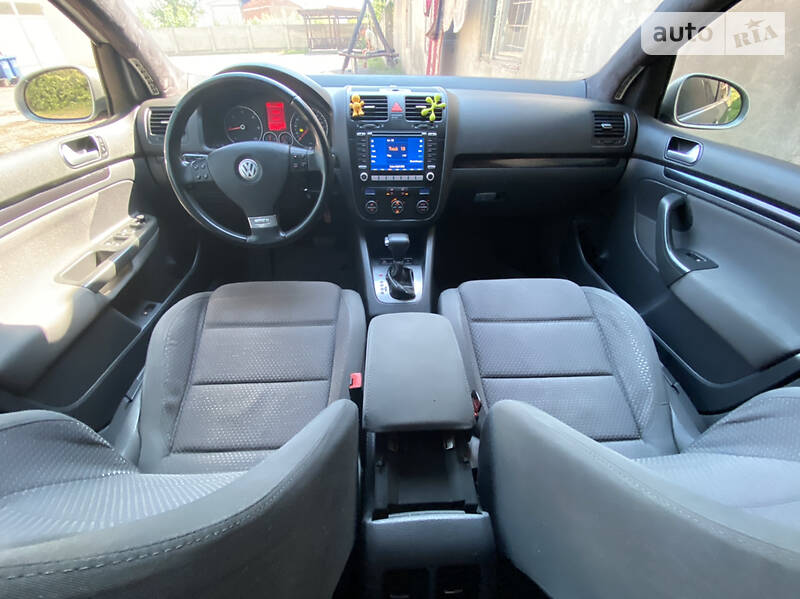 Хетчбек Volkswagen Golf 2007 в Києві