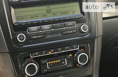 Хетчбек Volkswagen Golf 2009 в 