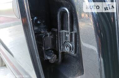 Хетчбек Volkswagen Golf 2001 в 