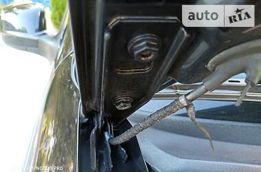Хетчбек Volkswagen Golf 2001 в 