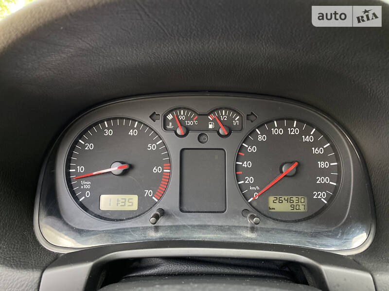 Хетчбек Volkswagen Golf 2001 в Рівному фото 30 Хетчбек Volkswagen Golf 2001 в Рівному