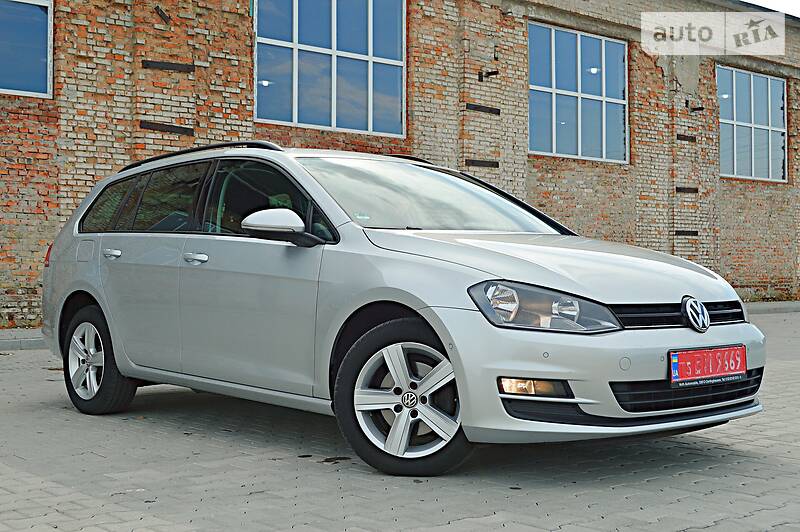 Універсал Volkswagen Golf 2014 в 