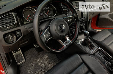 Хэтчбек Volkswagen Golf 2014 в Иршаве