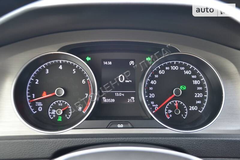 Универсал Volkswagen Golf 2015 в Хмельницком
