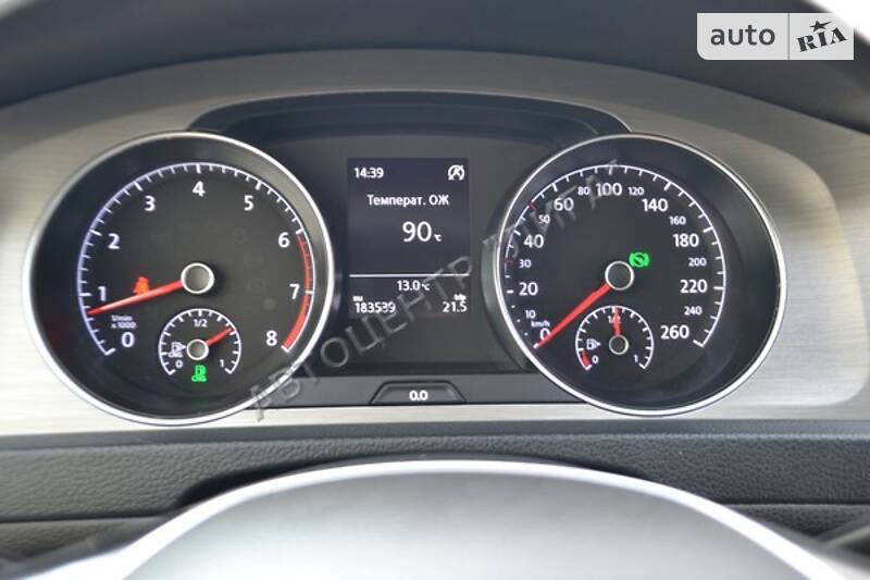Универсал Volkswagen Golf 2015 в Хмельницком