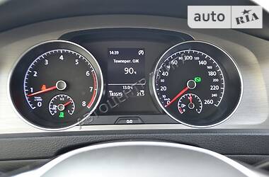 Универсал Volkswagen Golf 2015 в 