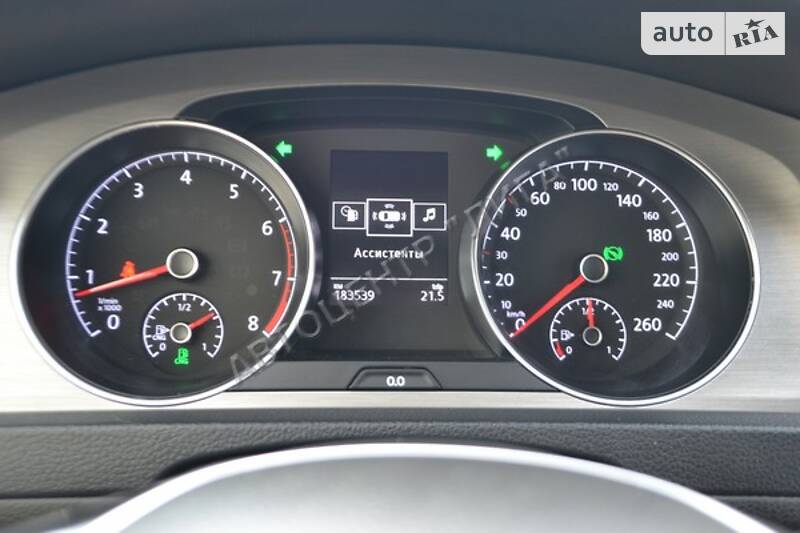 Универсал Volkswagen Golf 2015 в Хмельницком