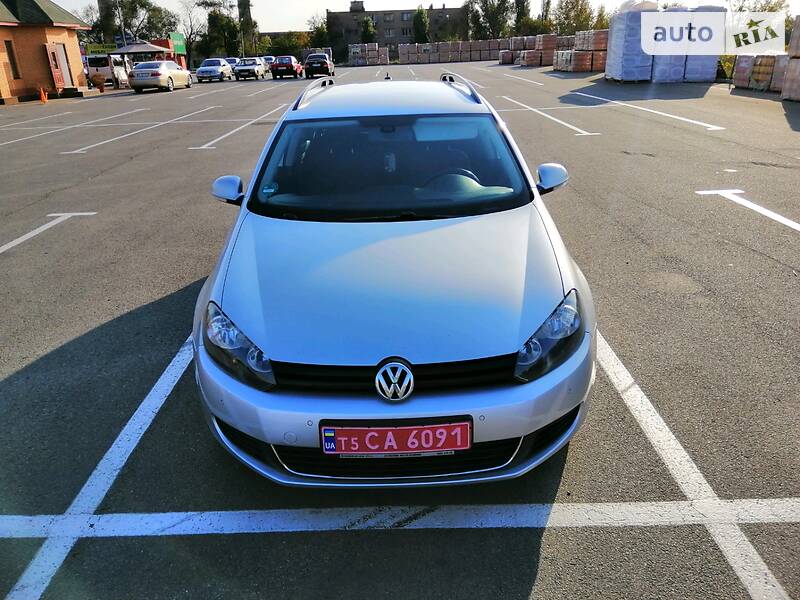Универсал Volkswagen Golf 2011 в Кривом Роге