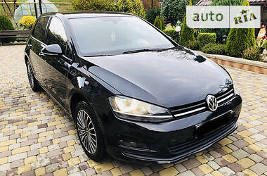 Хэтчбек Volkswagen Golf 2012 в Иршаве