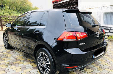 Хетчбек Volkswagen Golf 2012 в Іршаві