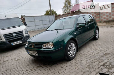 Универсал Volkswagen Golf 2000 в Житомире