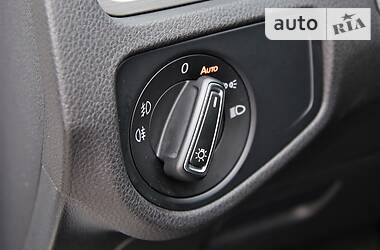 Хэтчбек Volkswagen Golf 2015 в 
