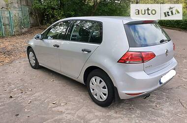 Хэтчбек Volkswagen Golf 2013 в Киеве